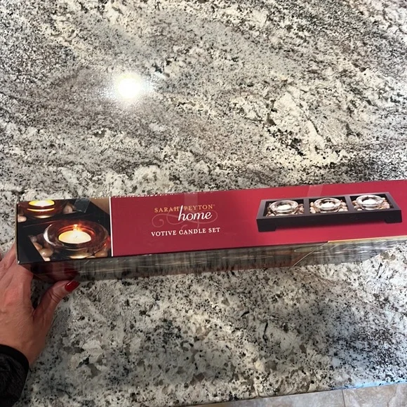 New Sarah Peyton Votive Candle Set - Picture 4 of 14